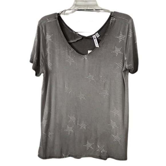 Cable & Gauge Tops - Cable & Gauge Double V-Neck Top Faded Gray With Star Print Short Sleeve Size L